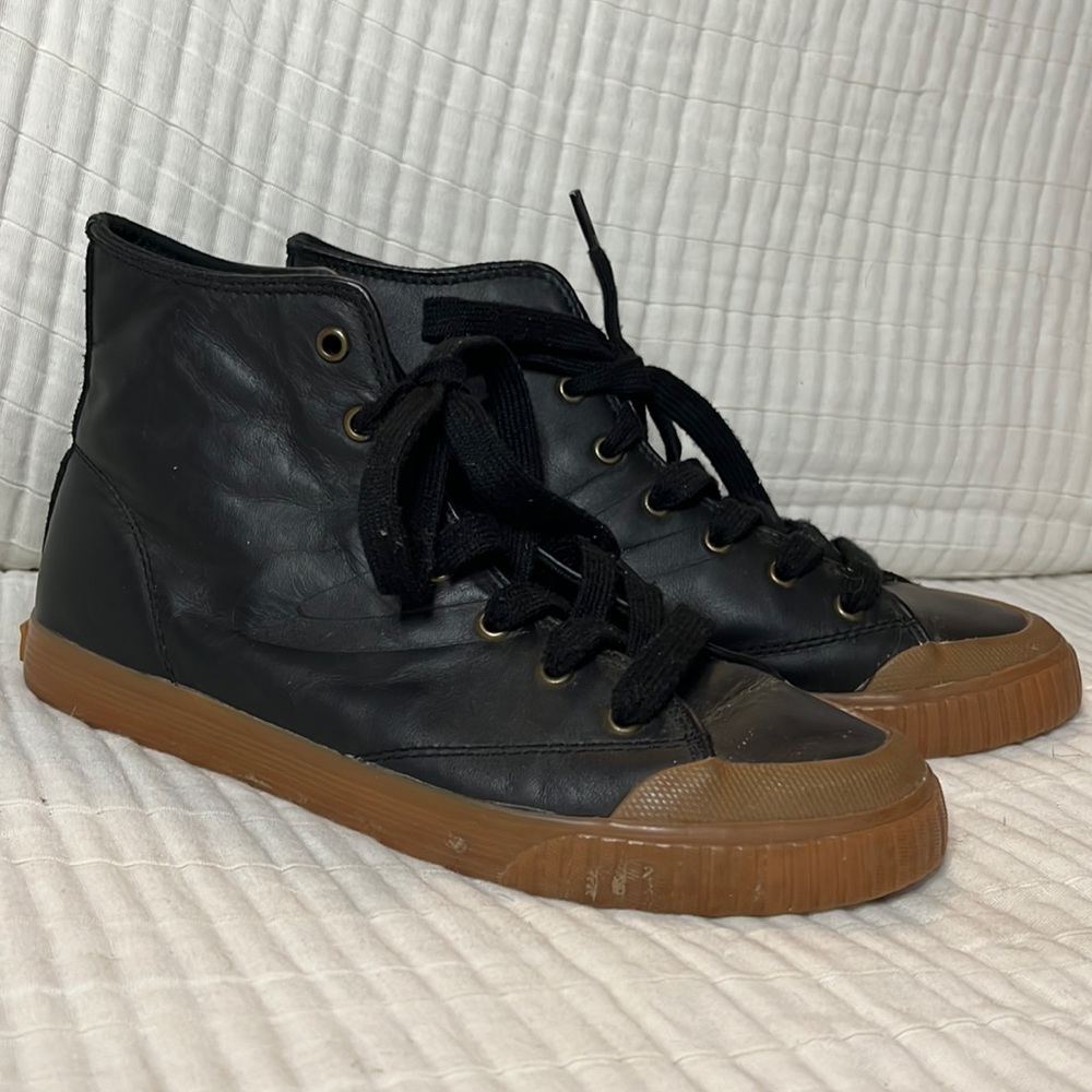 Tretorn Marley Leather Hightop sneakers 6.5